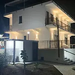 Trabia Casa Bianca B شقة Mandra Capreria